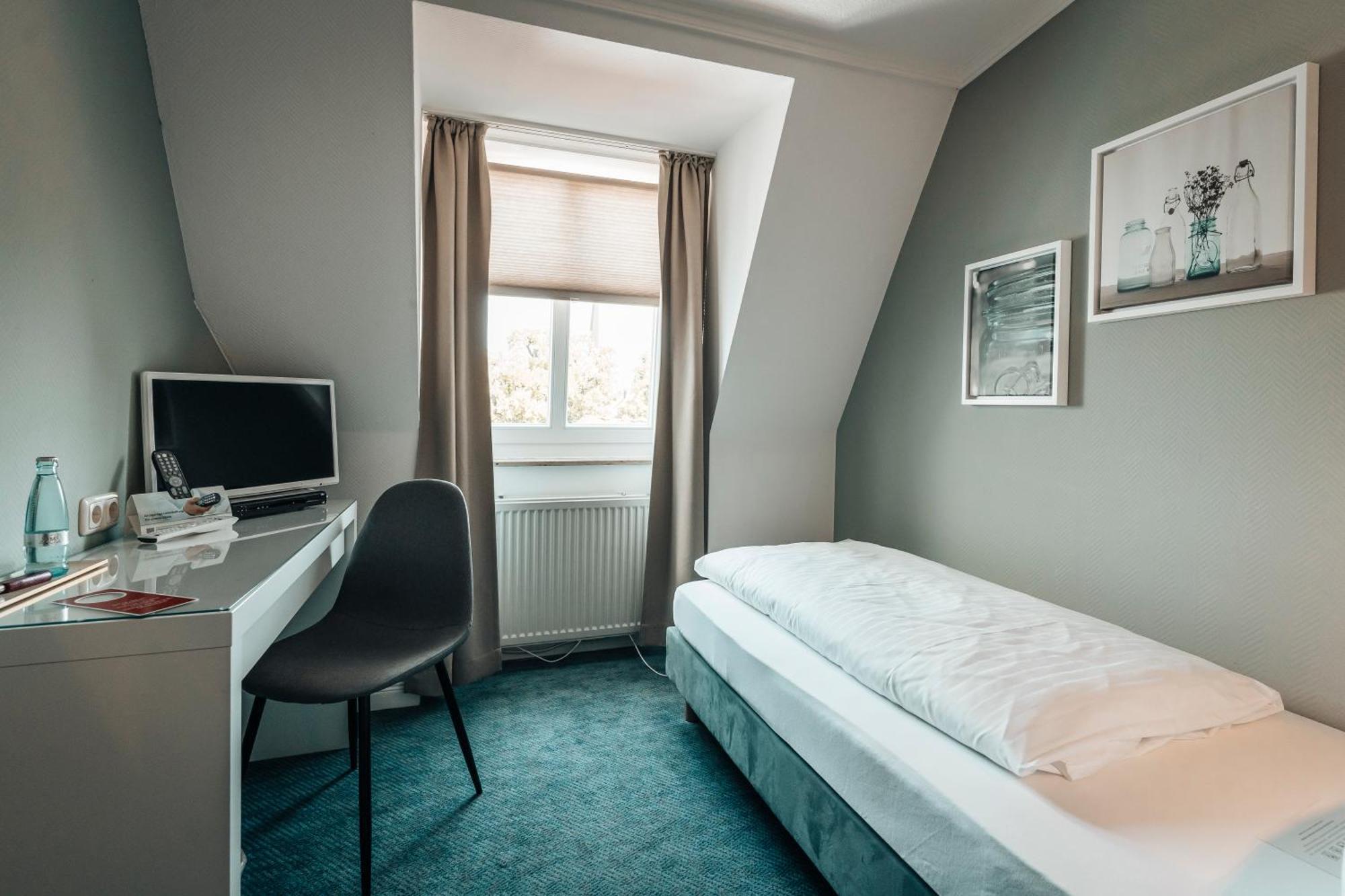 וודל Hotel Freihof Am Roland מראה חיצוני תמונה